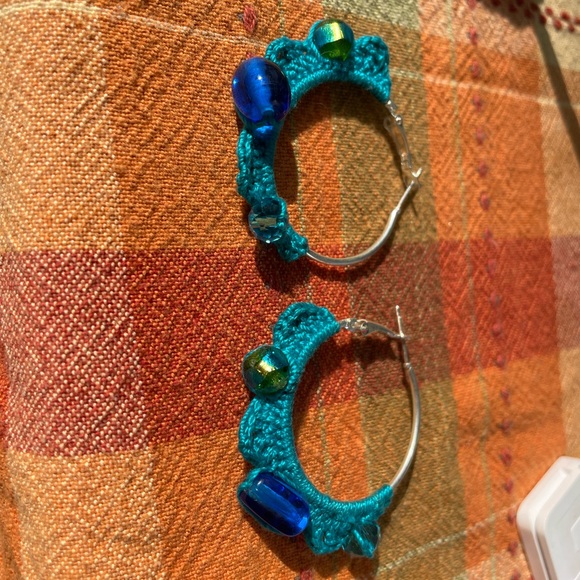 🐬 The Oceanic Earrings 🐬 - Picture 4 of 4